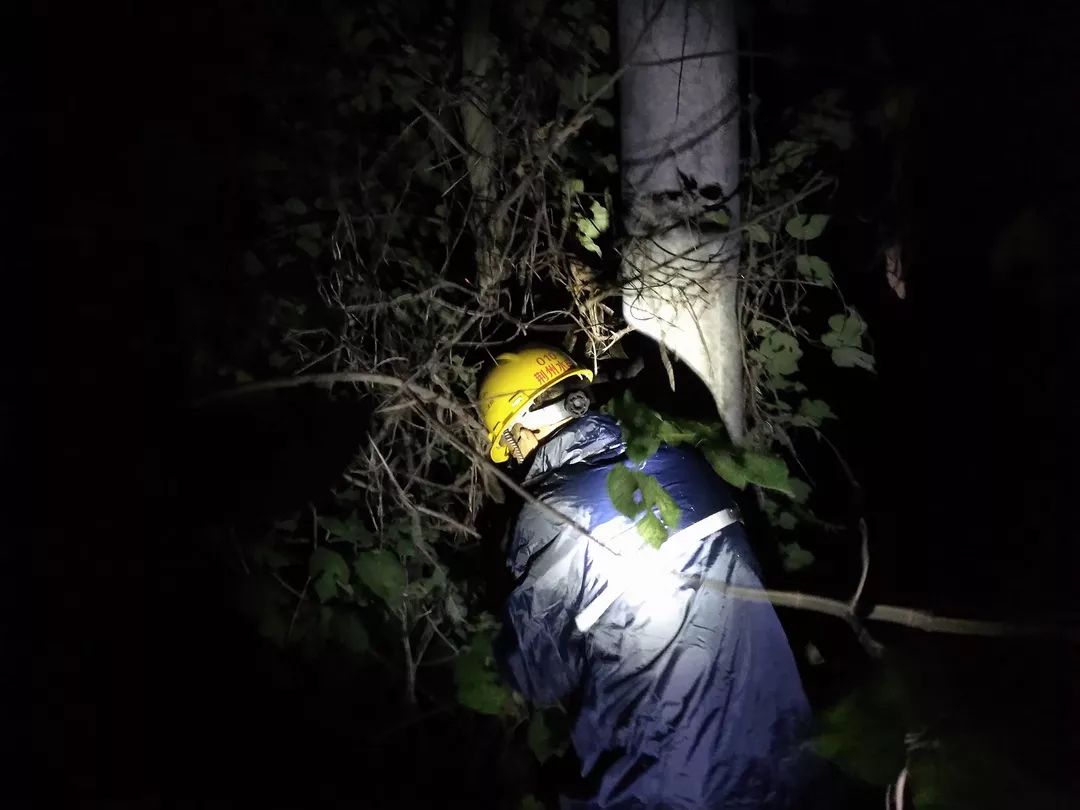 水電分公司開(kāi)啟夜巡模式，確保電力設(shè)備“不中暑”