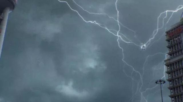 大雨傾城的這個(gè)季節(jié)，智慧城市安防監(jiān)控給你關(guān)懷